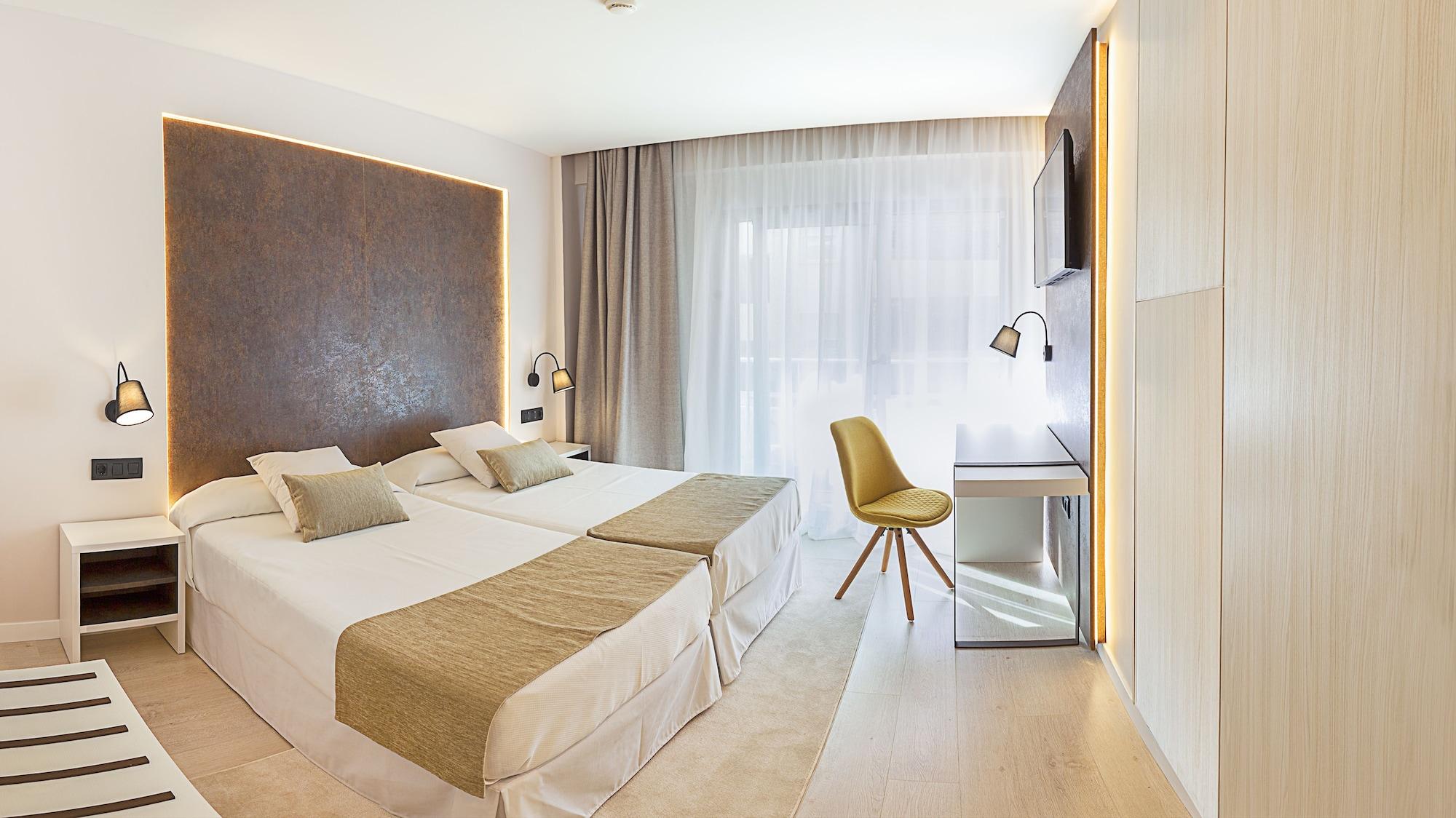Hotel Centre - Adults Only 4*